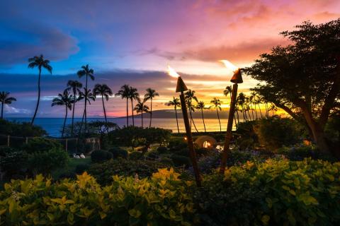 hawaii_luau_sunset.jpg